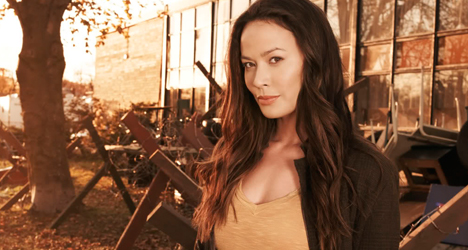 Moon Bloodgood – Falling Skies