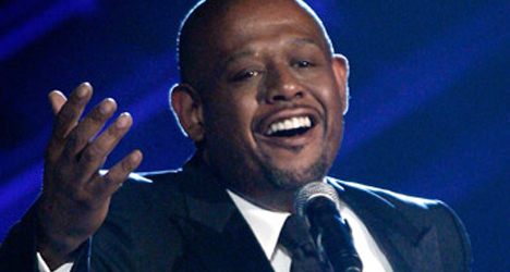 Forest Whitaker belts out Dick in a Box